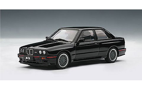 BMW M3 スポーツエボリューション 1990 ブラック (1/43 オートアート50562) BMW M3 スポーツエボリューション 1990 ブラック (1/43 オートアート50562)