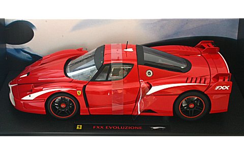 ե顼 FXX evoluzione å/RossoCorsa 1/18 ޥƥMT6247T