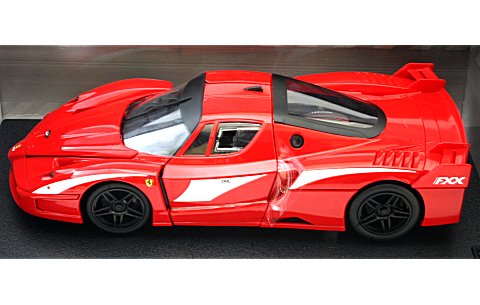 フェラーリ FXX evoluzione スクーデリアレッド (1/18 マテルMT6918T) フェラーリ FXX evoluzione スクーデリアレッド (1/18 マテルMT6918T)