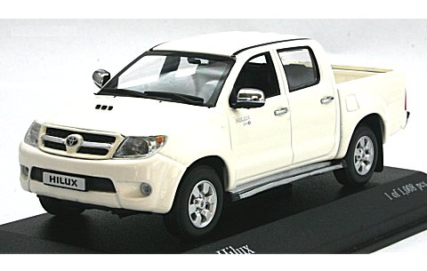 diecast model toyota hilux #7 diecast model toyota hilux #7