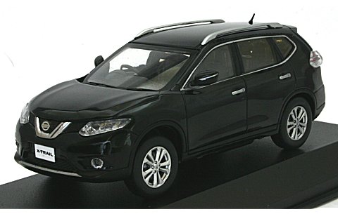ニッサン X-TRAIL (T32) ブラック (1/43 京商KS03641BK) ニッサン X-TRAIL (T32) ブラック (1/43 京商KS03641BK)