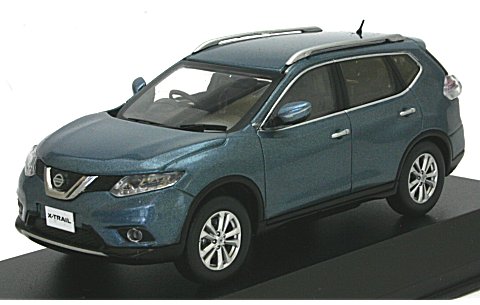 ニッサン X-TRAIL (T32) ブルー (1/43 京商KS03641BL) ニッサン X-TRAIL (T32) ブルー (1/43 京商KS03641BL)