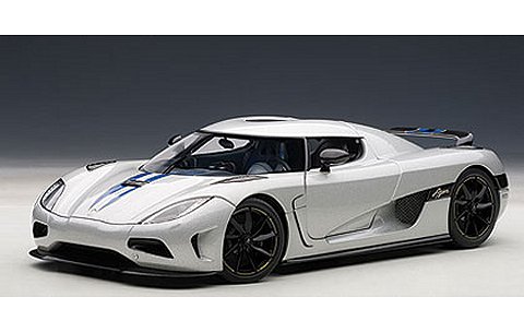 ケーニグセグ アゲーラ シルバーグレー (1/18 オートアート79006) ケーニグセグ アゲーラ シルバーグレー (1/18 オートアート79006)