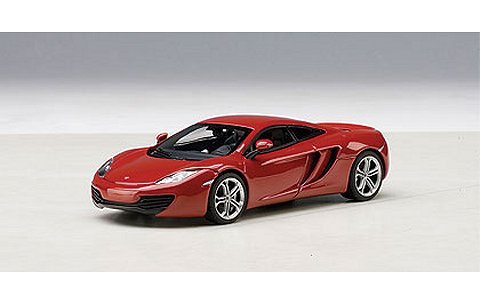 マクラーレン MP4-12C レッド (1/43 オートアート56008) マクラーレン MP4-12C レッド (1/43 オートアート56008)