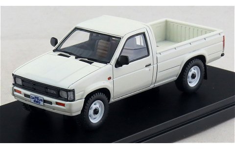 ニッサン ダットサン トラック ロングボデーAD 1985 ホワイト (1/43 ハイストーリーHS097WH) ニッサン ダットサン トラック ロングボデーAD 1985 ホワイト (1/43 ハイストーリーHS097WH)