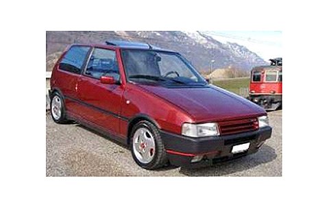 フィアット Uno Turbo ボルドーMレッド (1/18 トップマーカスTOP02AR) フィアット Uno Turbo ボルドーMレッド (1/18 トップマーカスTOP02AR)