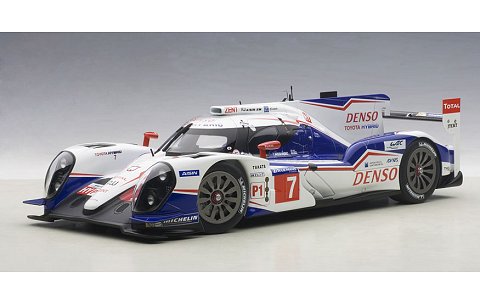 トヨタ TS040 HYBRID ル・マン24時間レース 2014 No7 (A・ヴルツ/S・サラザン/中嶋一貴) (1/18 オートアート81415) トヨタ TS040 HYBRID ル・マン24時間レース 2014 No7 (A・ヴルツ/S・サラザン/中嶋一貴) (1/18 オートアート81415)